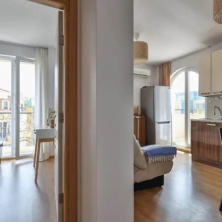 Messembria Apartment *